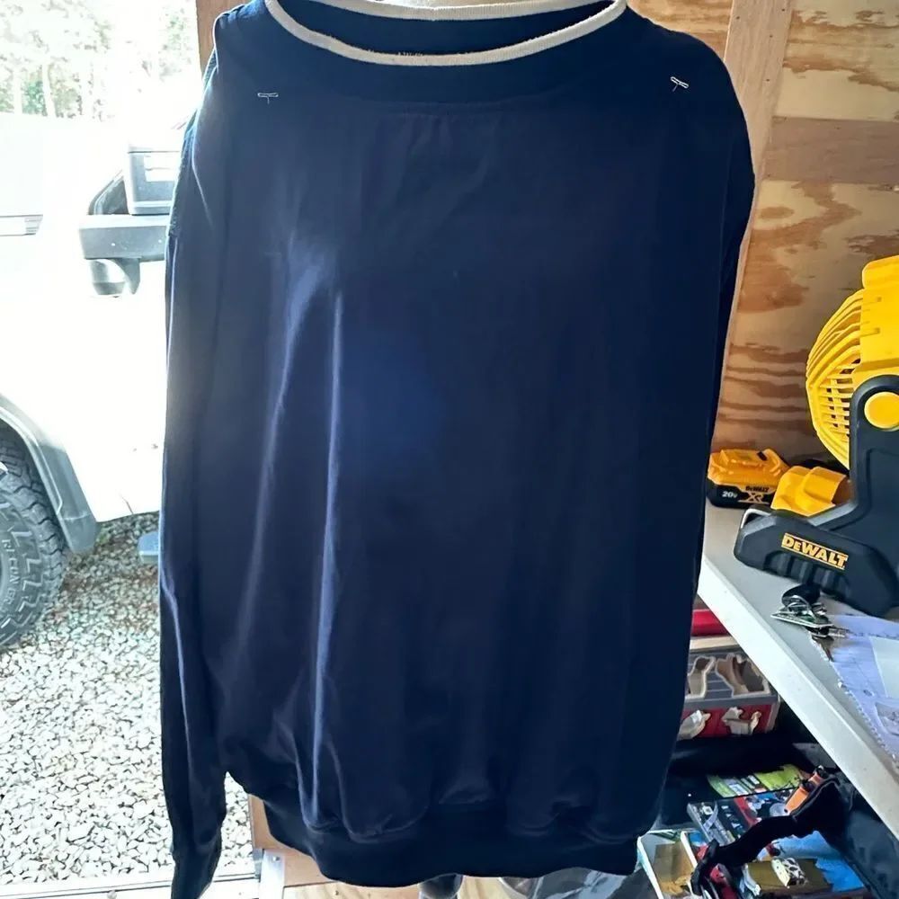 Tommy Hilfiger Navy Pullover - Picture 3 of 4
